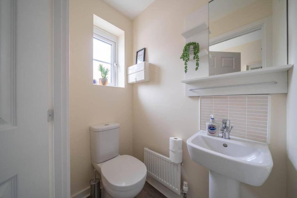 Good For Company Let 2-Bed In Coventry 2X Parking Apartment Exterior photo